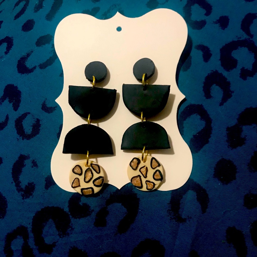 Earings